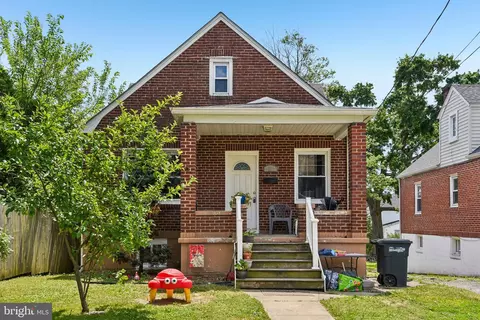 2917 Linganore Ave, Parkville, MD 21234