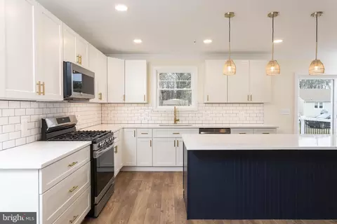 2905 Sparrows Point Rd, Sparrows Point, MD 21219 photo 10