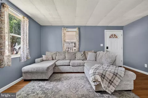 6 Avenal Rd, Essex, MD 21221 photo 11