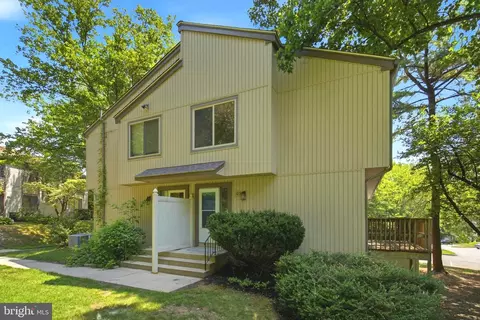 107 Eastford Ct #107, Parkville, MD 21234