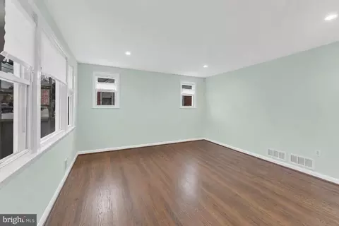 Living - 1218 North Ave, Halethorpe, MD 21227 photo 2 of 2