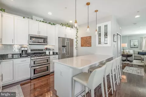 Kitchen - 2069 Case Rd, Baltimore, MD 21222 photo 2 of 4