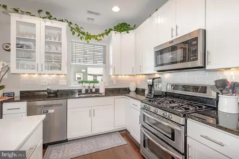 Kitchen - 2069 Case Rd, Baltimore, MD 21222 photo 4 of 4