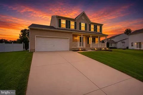 Exterior - 4 Periwinkle Ct, Sparrows Point, MD 21219 photo 2 of 7