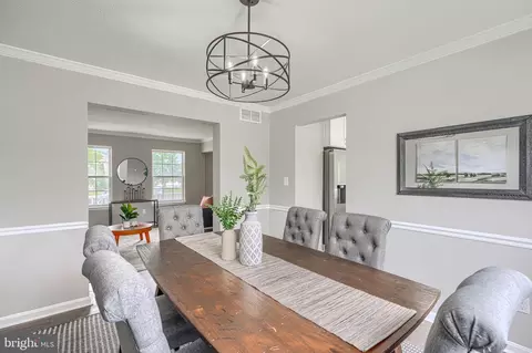 Dining - 4 Periwinkle Ct, Sparrows Point, MD 21219 photo 3 of 5