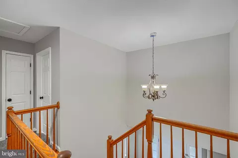 Entry Way - 4 Periwinkle Ct, Sparrows Point, MD 21219 photo 5 of 7