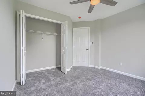 Bedroom - 4 Periwinkle Ct, Sparrows Point, MD 21219 photo 5 of 9