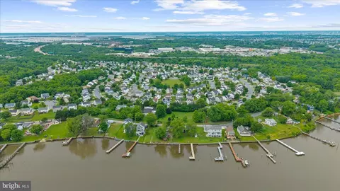 View/Area - 4 Periwinkle Ct, Sparrows Point, MD 21219 photo 5 of 8