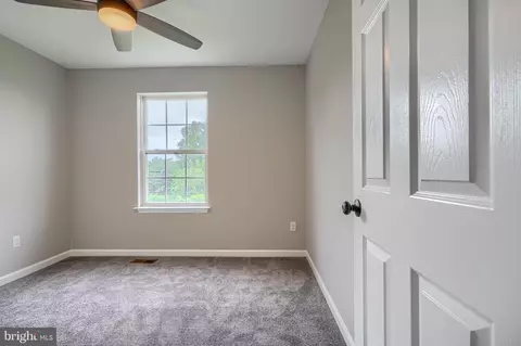 Bedroom - 4 Periwinkle Ct, Sparrows Point, MD 21219 photo 1 of 9