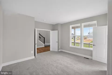 Living - 504 Willowshire St, Middle River, MD 21220 photo 1 of 2