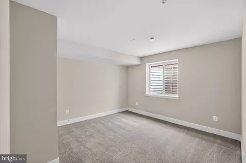 Bedroom - 504 Willowshire St, Middle River, MD 21220 photo 2 of 2