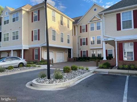 5001 Hollington Dr #202, Owings Mills, MD 21117