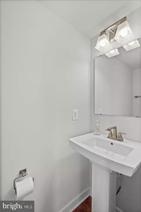 Bath - 613 Colindale, Middle River, MD 21220 photo 1 of 3