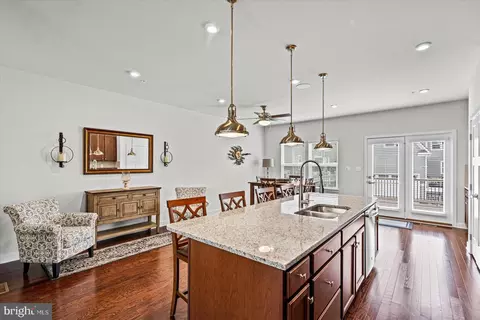 Entry Way - 613 Colindale, Middle River, MD 21220 photo 5 of 9