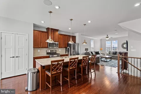 Kitchen - 613 Colindale, Middle River, MD 21220 photo 2 of 3