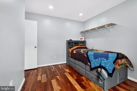 Bedroom - 2821 Willow Ave, Sparrows Point, MD 21219 photo 4 of 6