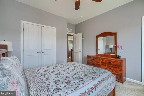 Bedroom - 10412 Windlass Run, Middle River, MD 21220 photo 2 of 10