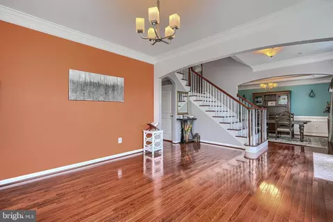 Entry Way - 10412 Windlass Run, Middle River, MD 21220 photo 4 of 16