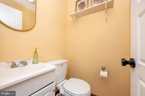 Other - 7 Chesley Ave, Baltimore, MD 21206 photo 3 of 9