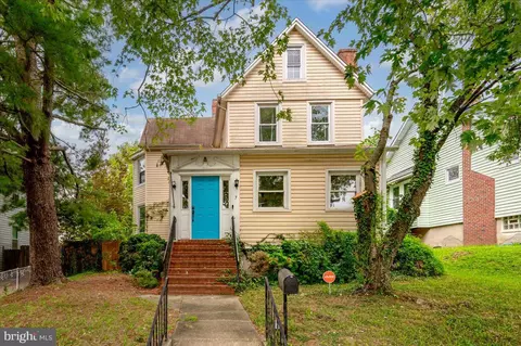 Exterior - 7 Chesley Ave, Baltimore, MD 21206 photo 1 of 5