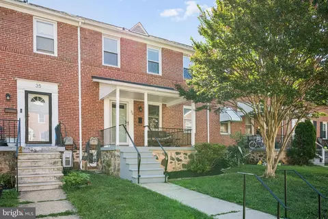 33 Briarwood Rd, Catonsville, MD 21228