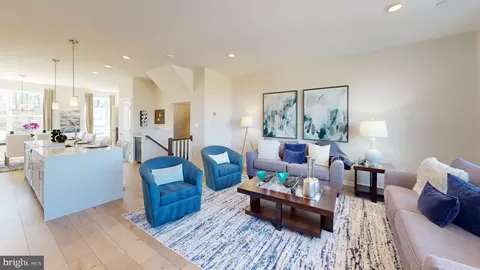 Entry Way - 11267 Davisar Rd #105, White Marsh, MD 21162 photo 7 of 8