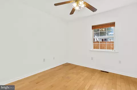 Bedroom - 16 Propeller Dr, Middle River, MD 21220 photo 2 of 3