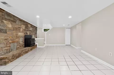 Living - 16 Propeller Dr, Middle River, MD 21220 photo 6 of 6