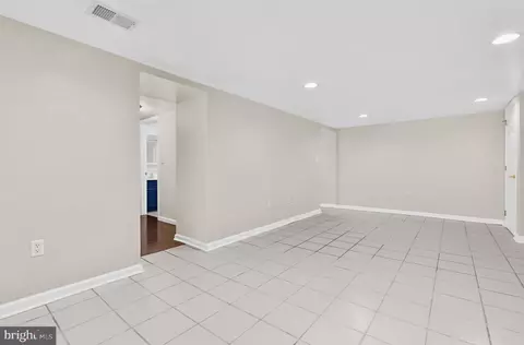Living - 16 Propeller Dr, Middle River, MD 21220 photo 3 of 6