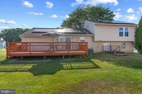 Exterior - 7924 Galloping Cir, Windsor Mill, MD 21244 photo 7 of 8