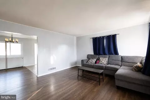 Living - 40 Right Wing Dr, Middle River, MD 21220 photo 1 of 2