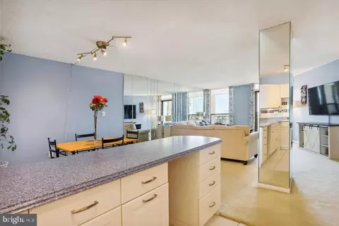 Kitchen - 205 E Joppa Rd #1601, Towson, MD 21286 photo 3 of 4