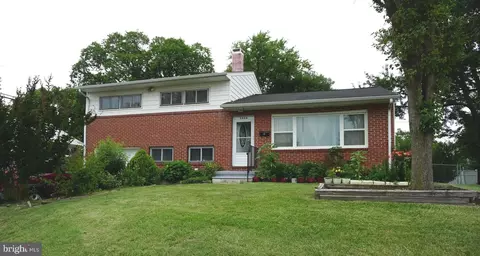 5904 Charnwood Rd, Catonsville, MD 21228