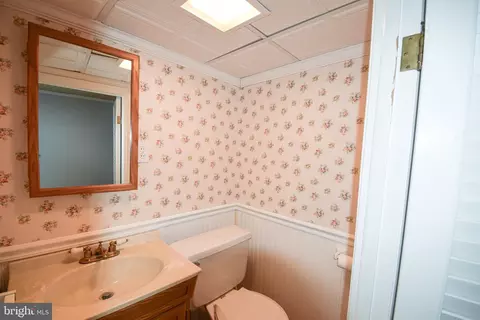 Bath - 1224 Rustic, Rosedale, MD 21237 photo 3 of 3