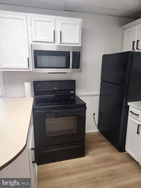 Kitchen - 10100 Bird River Rd, Middle River, MD 21220 photo 3 of 3