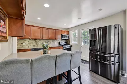 Kitchen - 1901 Hillcrest Rd, Gwynn Oak, MD 21207 photo 2 of 4