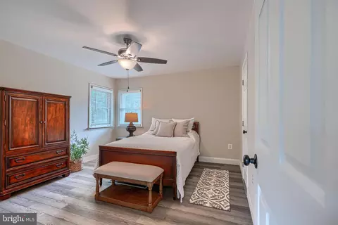 Bedroom - 6525 Ebenezer Rd, Middle River, MD 21220 photo 4 of 11