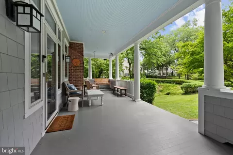 Exterior - 7807 Overbrook Rd, Ruxton, MD 21204 photo 5 of 9