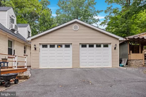 Other - 5125 Viaduct Rd, Halethorpe, MD 21227 photo 1 of 16