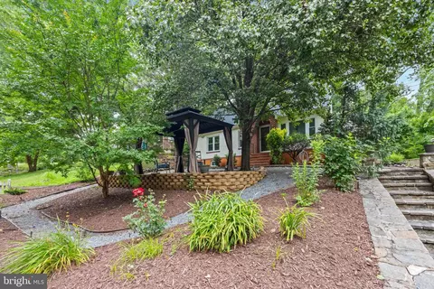 Exterior - 5125 Viaduct Rd, Halethorpe, MD 21227 photo 6 of 8