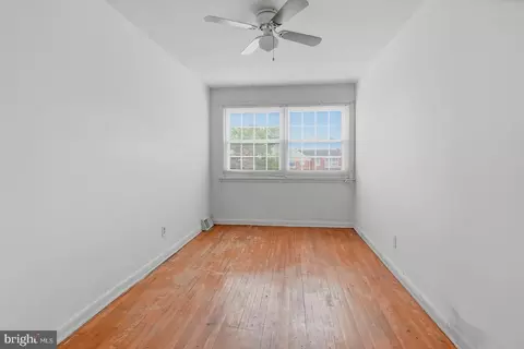 Bedroom - 930 Dalton Ave, Baltimore, MD 21224 photo 3 of 5