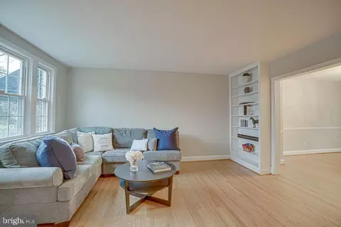 6471 Blenheim Rd, Baltimore, MD 21212