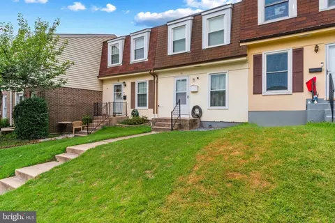 Exterior - 10 Mitnick Ct, Nottingham, MD 21236 photo 3 of 8