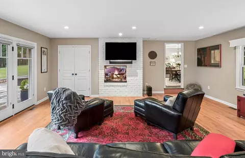 4003 Longmoor Cir, Phoenix, MD 21131 photo 14