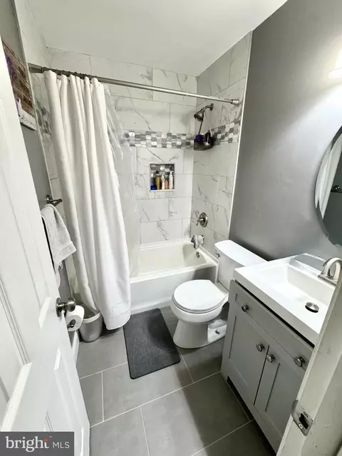 Bath - 813 Thimbleberry Rd #813, Middle River, MD 21220 photo 1 of 1
