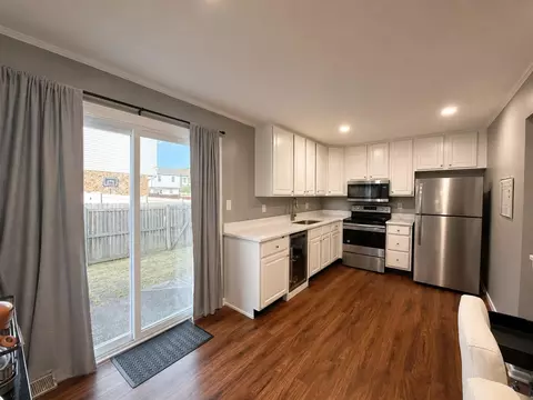 Kitchen - 813 Thimbleberry Rd #813, Middle River, MD 21220 photo 2 of 2