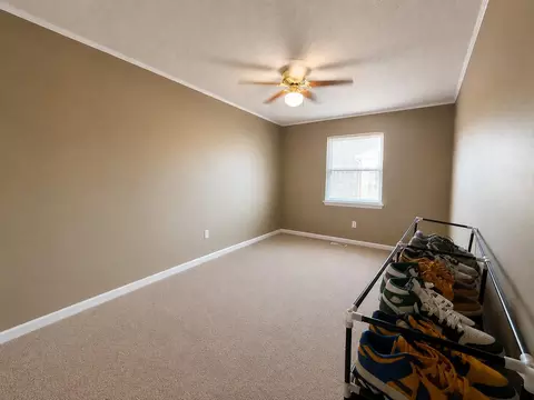 Bedroom - 813 Thimbleberry Rd #813, Middle River, MD 21220 photo 4 of 7