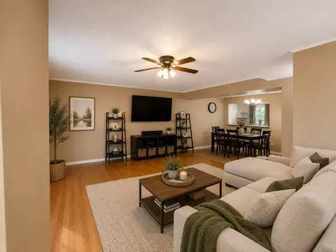 Living - 813 Thimbleberry Rd #813, Middle River, MD 21220 photo 1 of 2