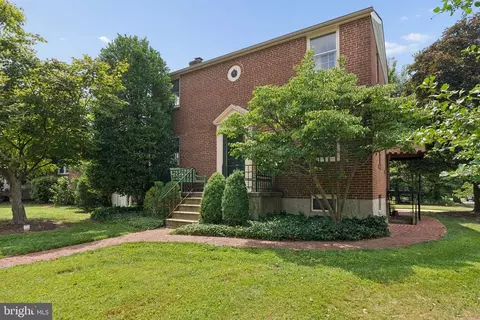 2607 Ivy Pl, Parkville, MD 21234