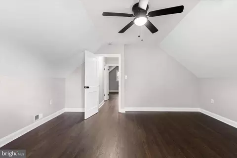 Entry Way - 620 Walker Ave, Baltimore, MD 21212 photo 5 of 6